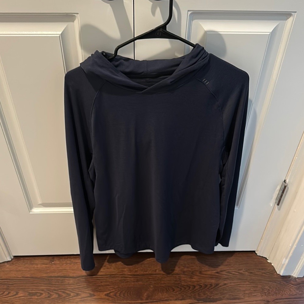 Men’s lululemon medium Navy Blue Hooded Top